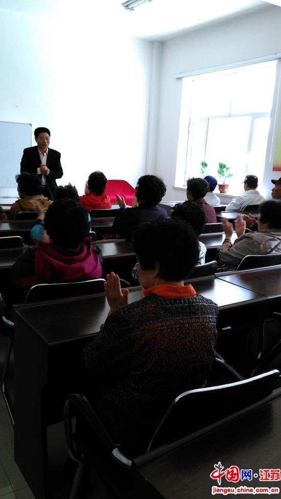 吉林延吉白山社区举办老年人居家安全、防火、急救知识讲