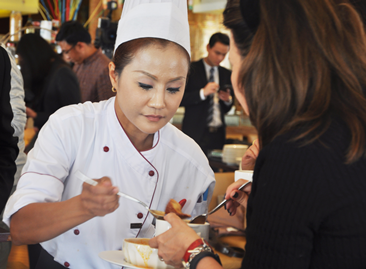 南京威斯汀大酒店成功举办“千滋百泰”烹饪课