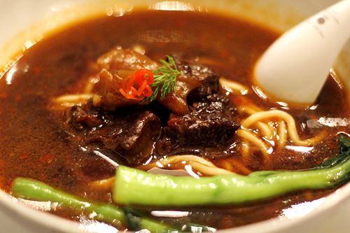 北京长安街W酒店:京城魔幻美食新地标