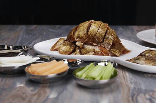 北京长安街W酒店:京城魔幻美食新地标