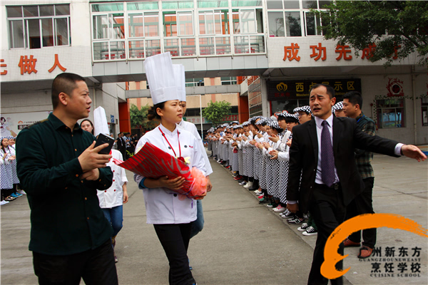 广州新东方烹饪学校美食公开课之康灵芝大师来校授课