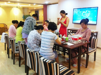 台美家月子中心手工DIY课堂