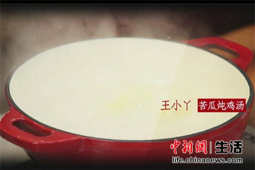 《回家吃饭》:创业天才徐小平进厨房展厨艺