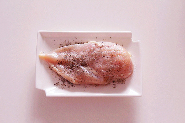 【厨艺课堂】鸡肉瘦身沙拉