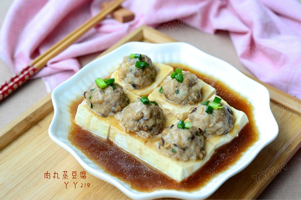 【厨艺课堂】:肉丸蒸豆腐