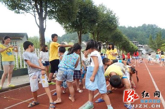 武陵源区天子山镇:乡村学校少年宫让留守儿童快乐成长