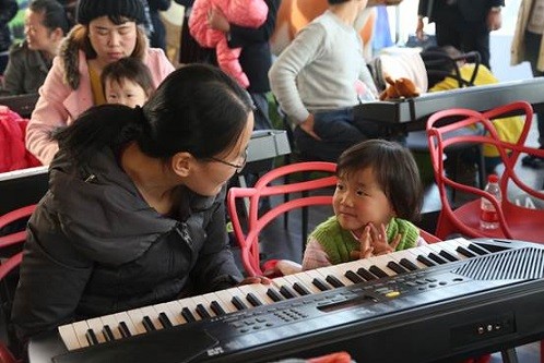 “HeroBaby天赋力妈妈课堂”音乐课堂开课