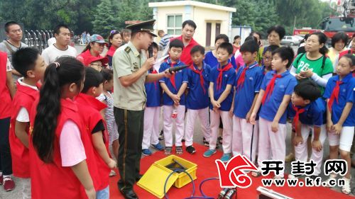 市志愿者协会暑期“综益课堂”回眸传递公益星