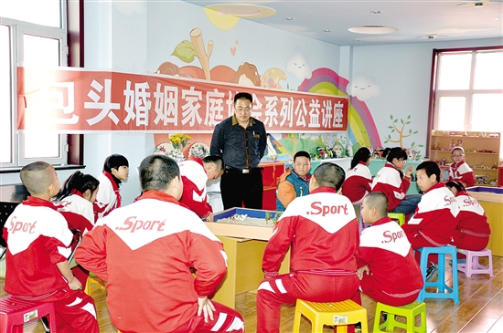 昆都仑区:社会组织+ 服务百姓新思维