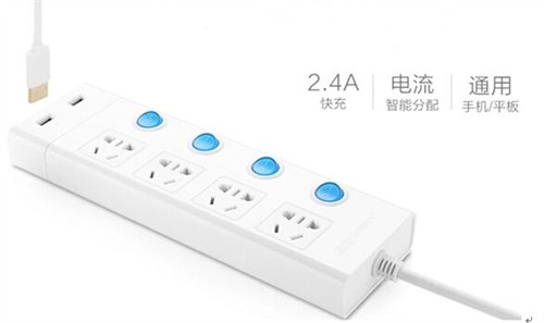绿联排插安全舒适,点缀居家生活