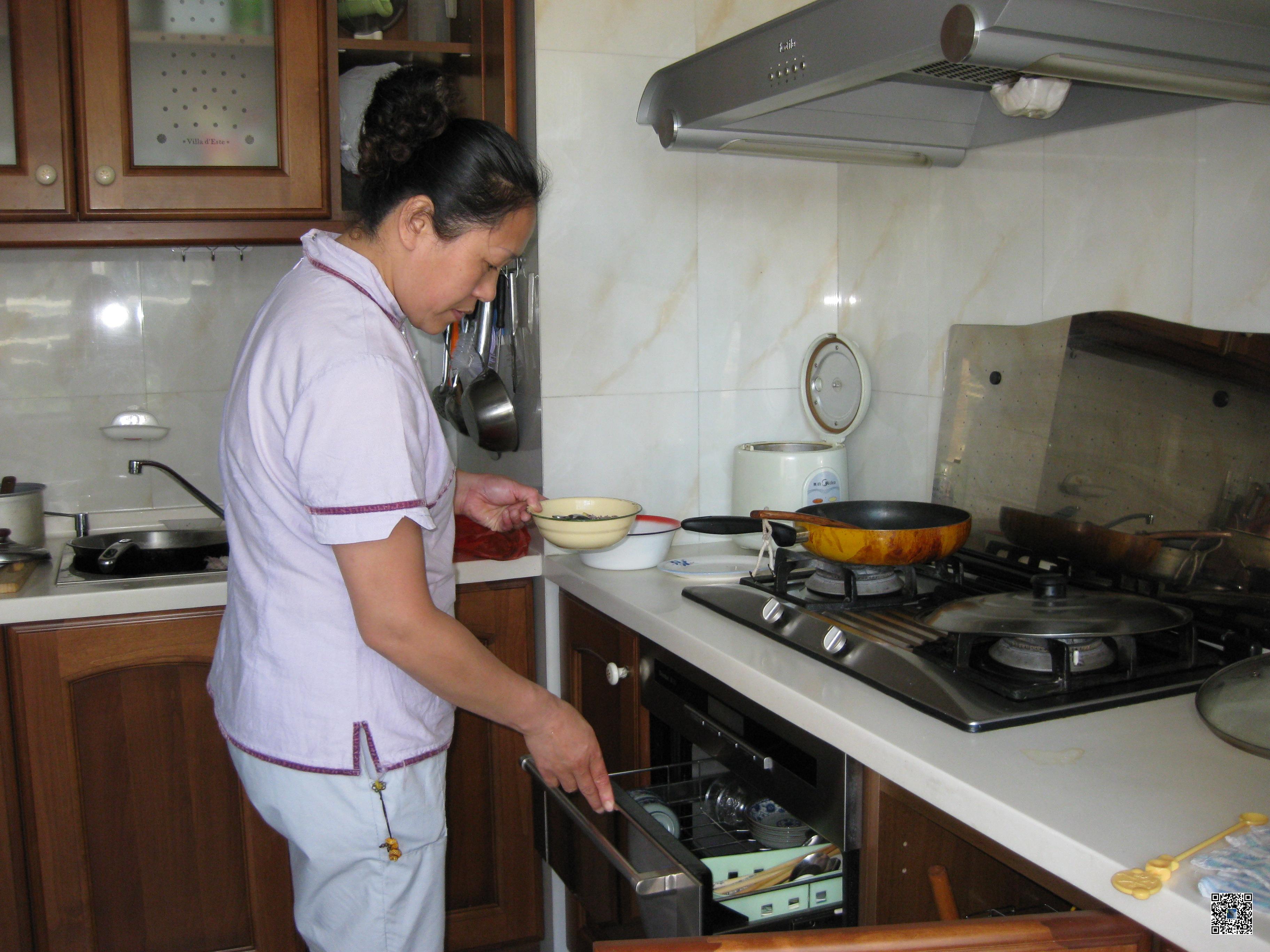 住家保姆_住家保姆图片素材 不喜欢保姆住家_招聘住家陪床保姆一名_上海不住家保姆,一般月薪多少