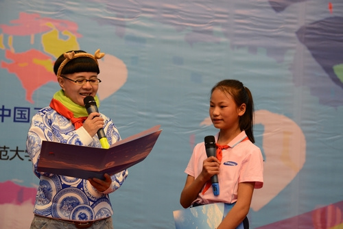 巧家县马树镇三星小学郗飘同学和金龟子对话 巧家县马树镇三星小学郗飘同学和金龟子对话