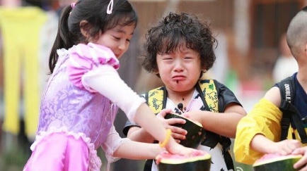 小眼睛处女座林大竣 在公主王子身边一样刷存在