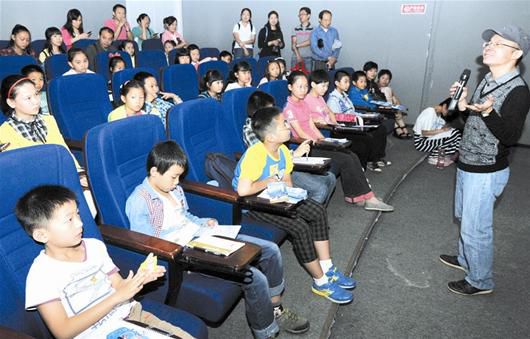 图文:“金报游记课堂”走进东湖海洋世界
