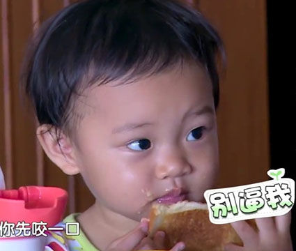 甜馨教你如何讨人爱 霸气卖萌全学会