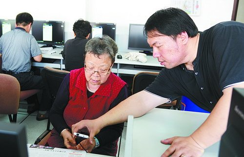 30名微信“老玩童”建起一个“千岁群”