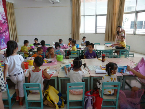北海市图书馆举办“幼儿美工艺术创作公益大课