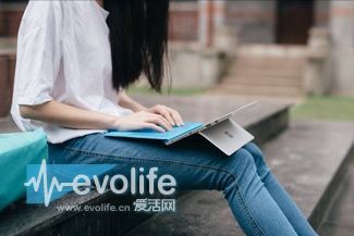 课堂笔记小能手Surface 3是如何俘获表妹的心