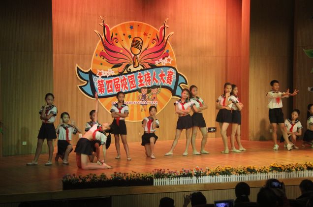 南开学校举办“梦想，在南开起航”家长开放日