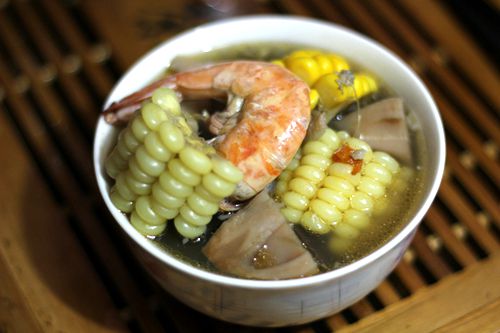 【厨艺课堂】虫草鲜虾排骨藕汤