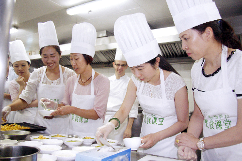香格里拉美食课堂 意大利大厨亲教地中海美食