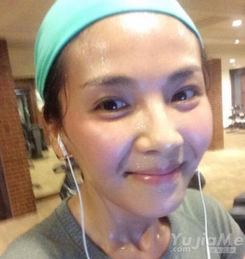 完美身材如何修炼？瑜伽成女星新嗜好