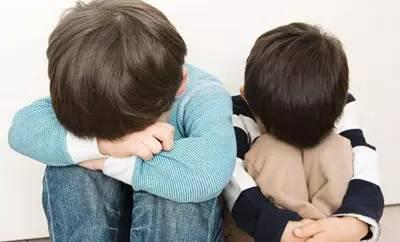 孩子哭了你的第一句话是什么