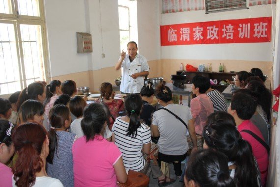 家政培训“一条龙”服务受欢迎 中国劳动保障新