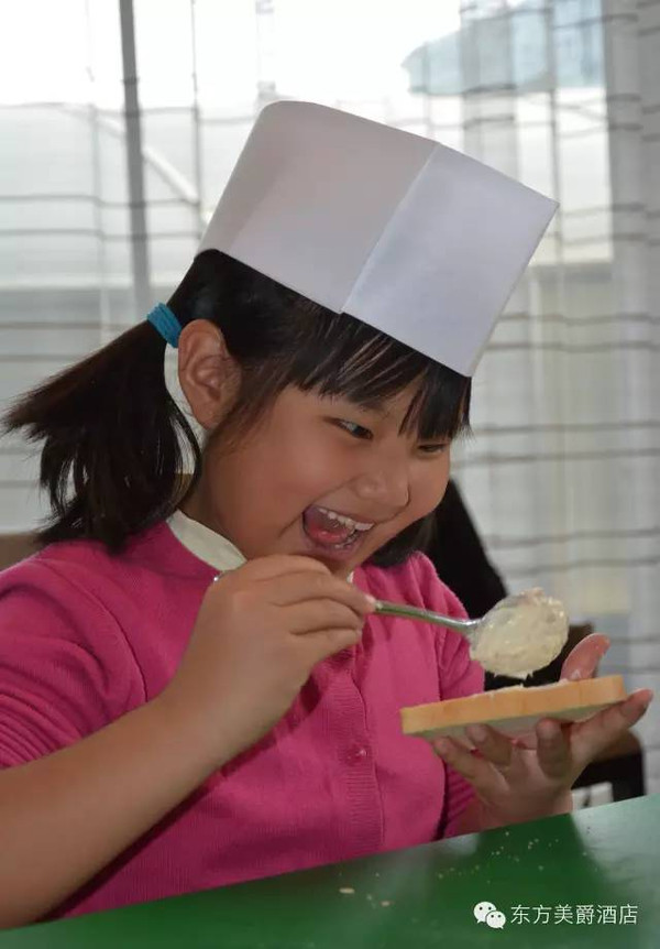 “烹”然心动“亲子烹饪课堂”系列美食两种三明治