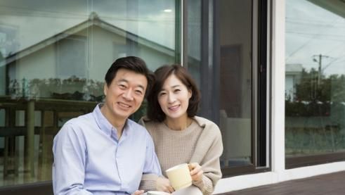 42岁女人坦言:当住家保姆满足雇主过分要求,老