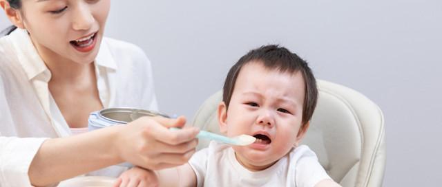 请育儿师多少钱一个月?51家庭管家有报价吗?