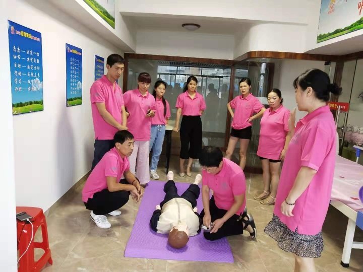 6、急招住家保姆照顾陪护老人:寻找住家保姆,照顾老人